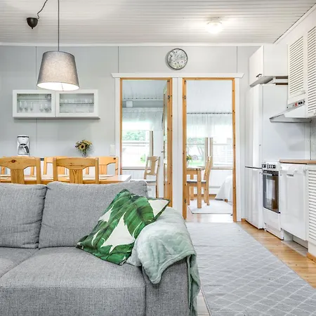 Talvijaerven Helmi 度假居 库萨莫